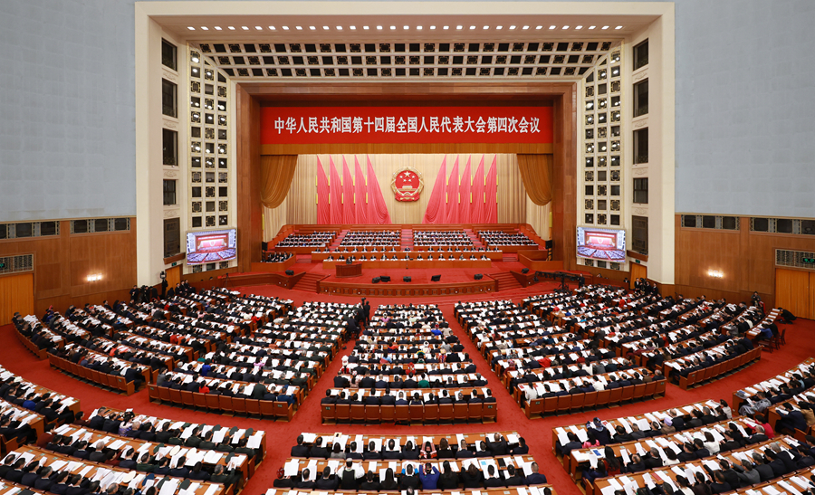 万宝年院士出席十四届全国人大四次会议